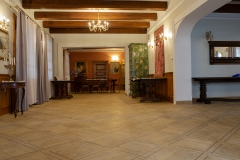 dworek ze zdjęć samochodów na ślub wnętrze