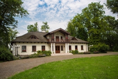 dworek ze zdjęć samochodów na ślub