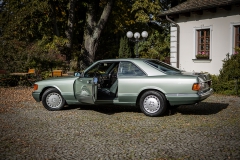mercedes benz 560 sec c123 zielony auto do ślubu