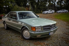mercedes benz 560 sec c123 zielony auto na ślub