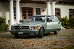mercedes benz 560 sec c123 zielony samochód na ślub