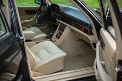 auto do ślubu samochód mercedes benz w126 sel