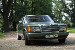 auto do ślubu samochód mercedes benz 126 sel